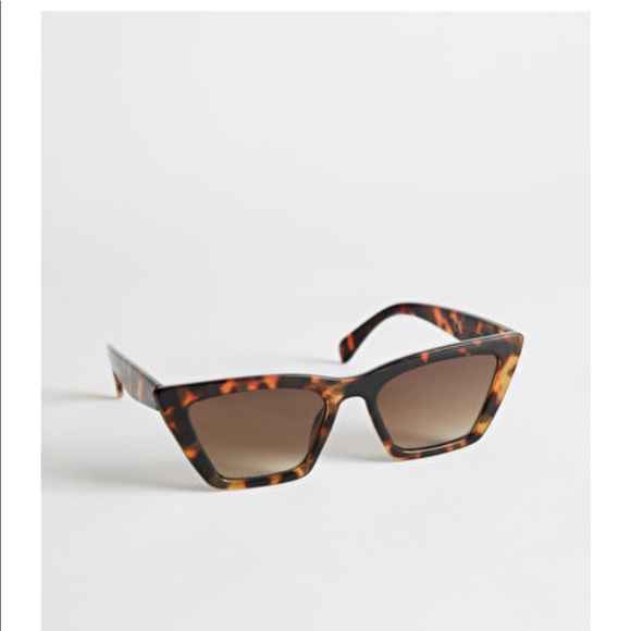 Angular Cat Eye Sunglasses - Picture 3 of 3